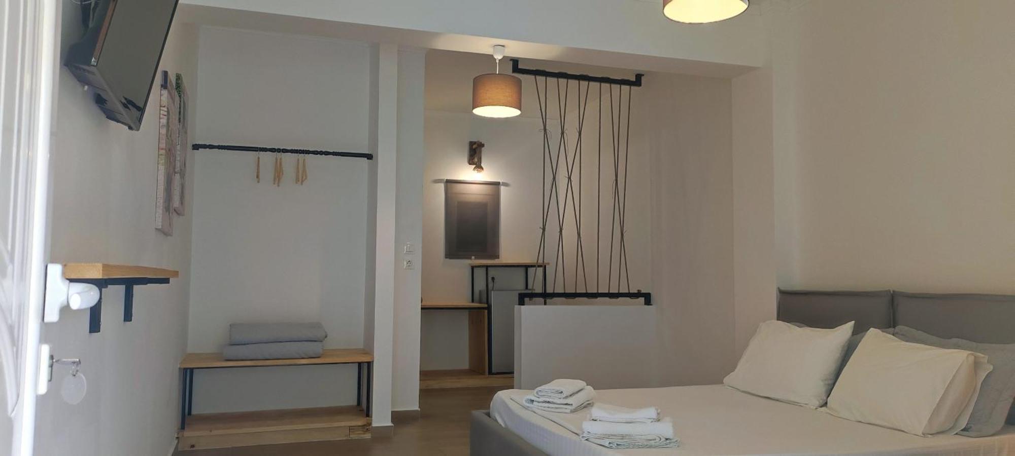 On The Rocks Bed & Breakfast Qeparo Bagian luar foto